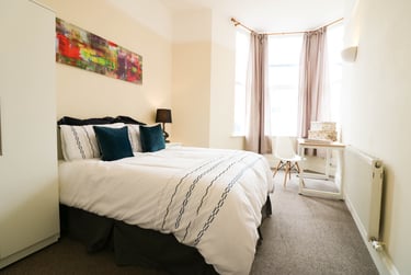 2 bed house, Armada street, North hill, Plymouth, PL48LZ - Image 2